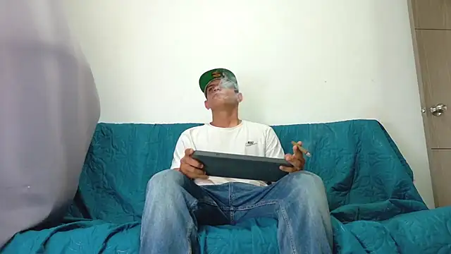 دردشة Party_Straight الجنسية المباشرة