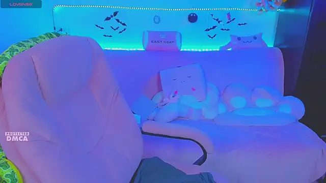 Lolisuccub – Live XXX-chat