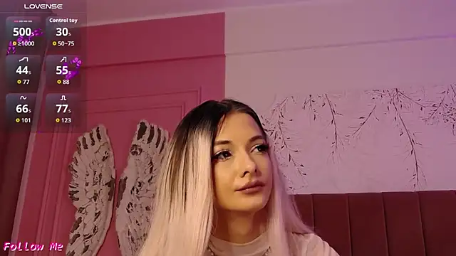 PinkySparks Adlı Modelin Canlı XXX Sohbeti