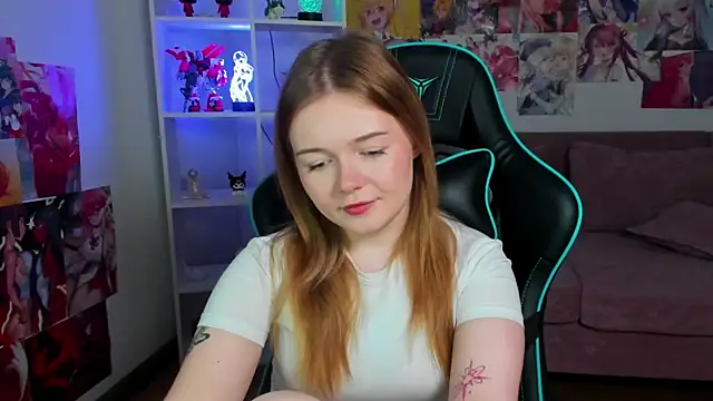 Chat XXX en directo de ElinaVale