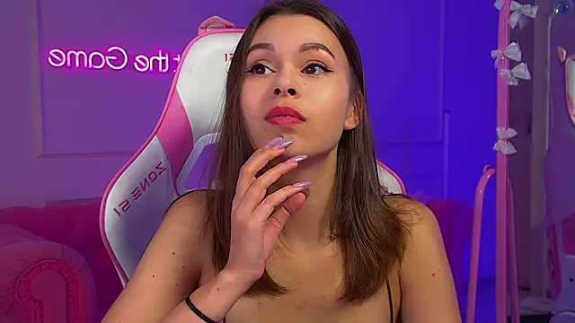 Chat +18 de PollyLanders ao vivo