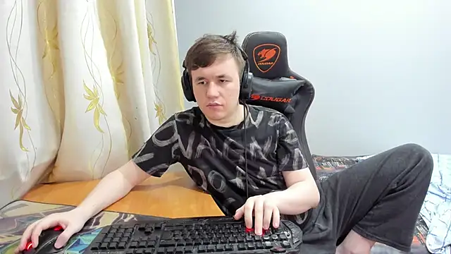 Вебкам-шоу iliaskrislove
