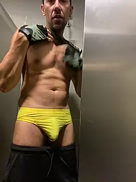 dantedesirexx Adlı Modelin Canlı XXX Sohbeti