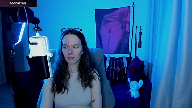 Chat +18 de Goddess_of_Fertility ao vivo