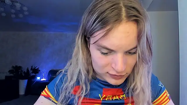 Czat XXX na żywo – milliKira006
