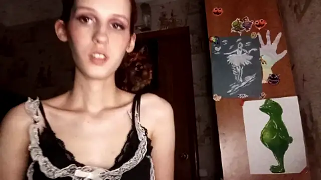 XXX chat uživo modela SirenFrost