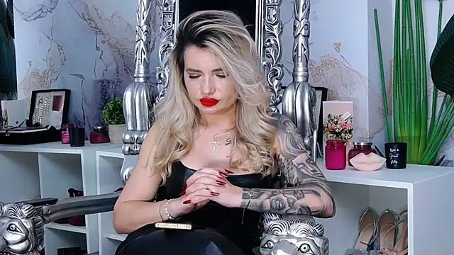 NightshadeIris – live chatrum