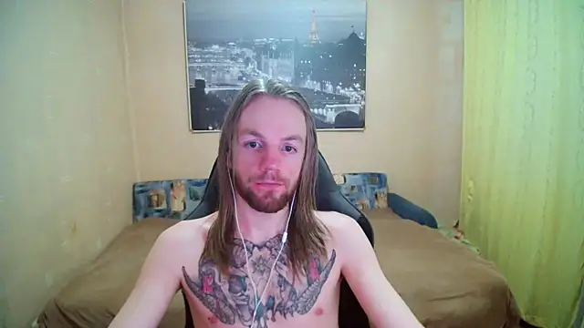 AdamDickens Show in webcam