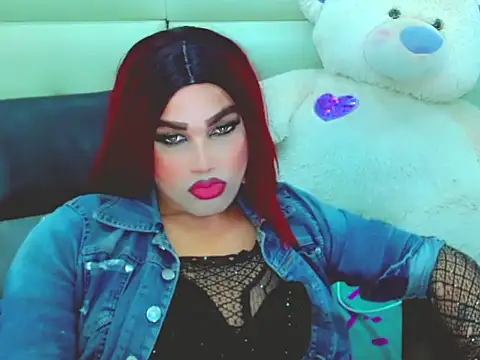 NharaBigCock élő XXX-chatje