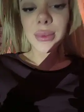 AlyssaFoxx_のウェブカメラショー