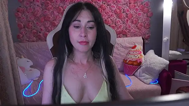 Czat XXX na żywo – CarolinaaFoxyyy