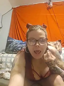 FelicityFreeze69's Webcam Show