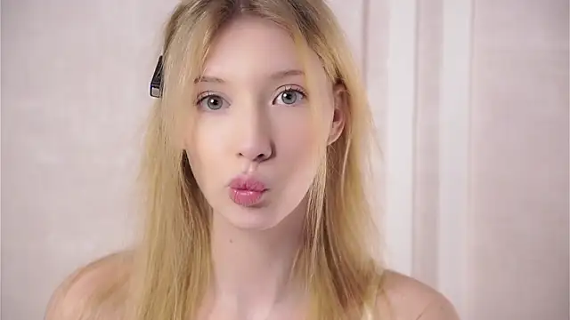 XXX chat uživo modela SunnivaCovil