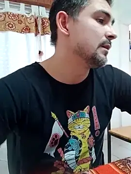 Bradd_32 网络视讯表演