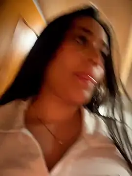 Veronica_Wins_ Adlı Modelin Canlı XXX Sohbeti