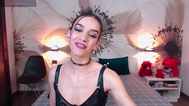 KatherineBisou Adlı Modelin Canlı XXX Sohbeti