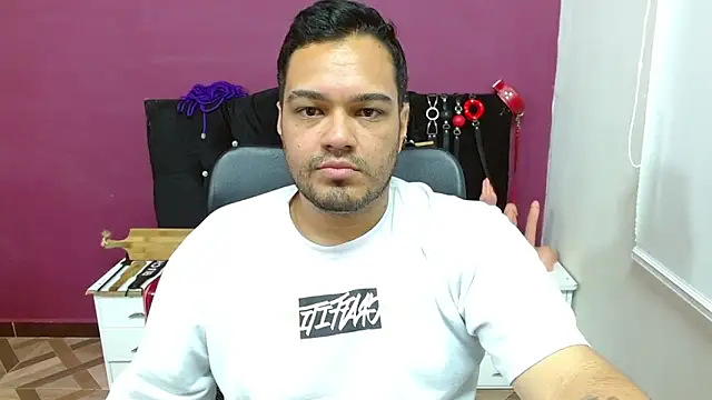 -AlejandroT-n Webbikameraesitys