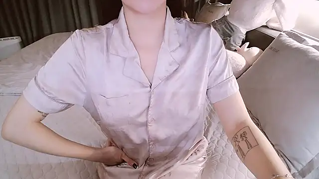 SungkyunnKwan's Live XXX Chat