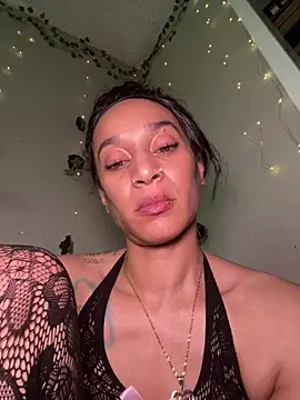 Shuggabuttn Live XXX chat