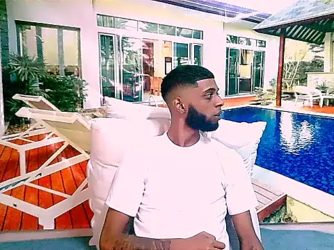 CharmingIndian1's Live XXX Chat