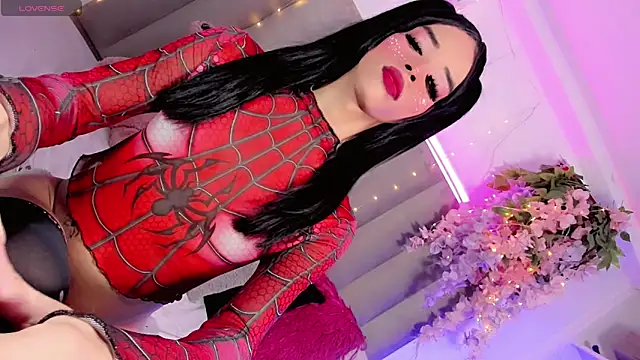 Nina_Keyli Chat XXX in diretta