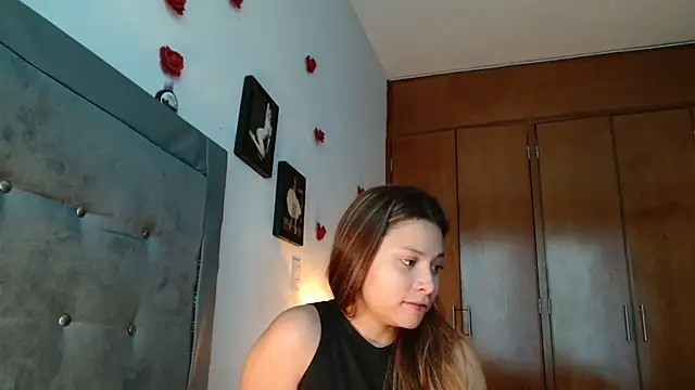 3littles' Live XXX Chat
