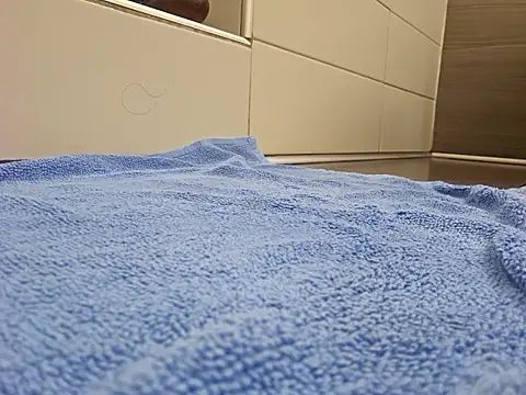 UncutHammer69 webkamerás műsora