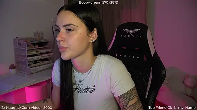NaomiiMoon Chat XXX live