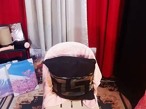 ExoticBigcockQueen Webcam-Show