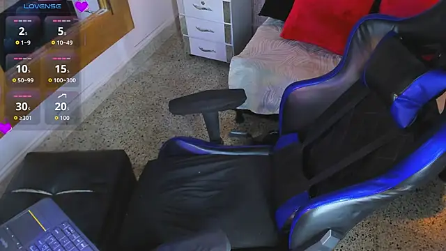 VladHellsing4 live XXX chat