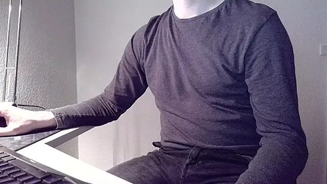 Вебкам-шоу Clamshive777