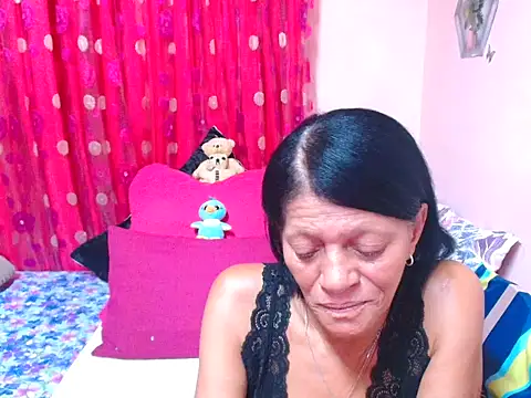 sluttyrox's Webcam Show