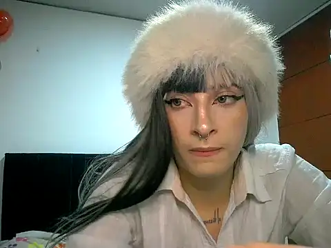 Mia_foster1 Adlı Modelin Canlı XXX Sohbeti