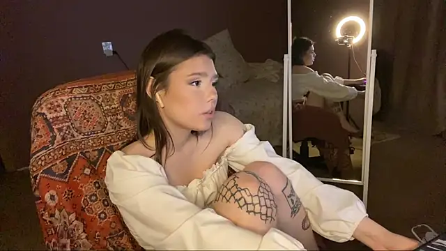 InessaLinova's Live XXX Chat