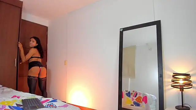 Show de Aleja_arango1 na webcam