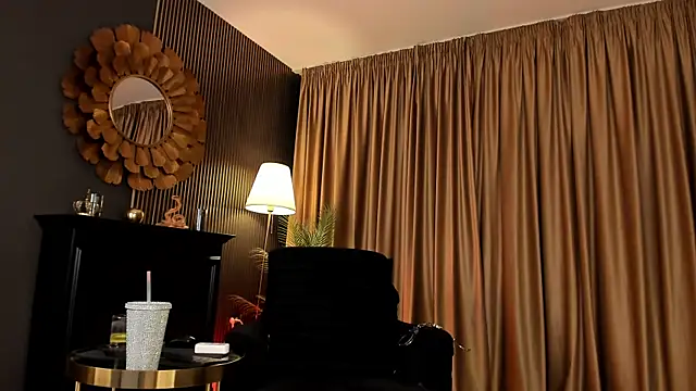 دردشة LexySinner الجنسية المباشرة