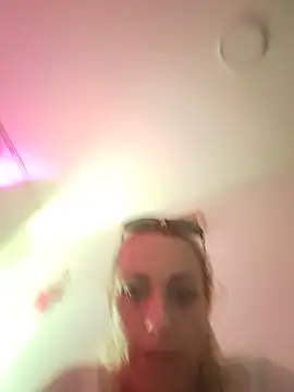 Webkamerová show Yourdreams666999