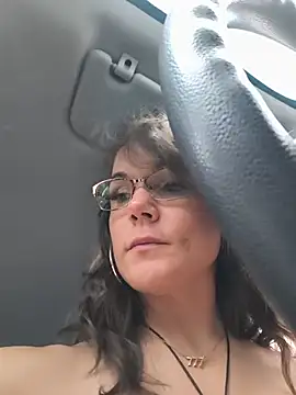 BaileyMFox's Live XXX Chat