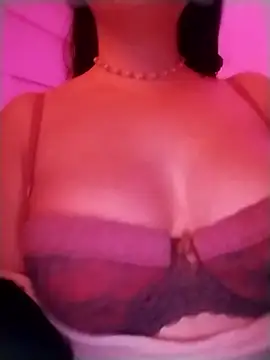Squirt_pussyy Webcam show