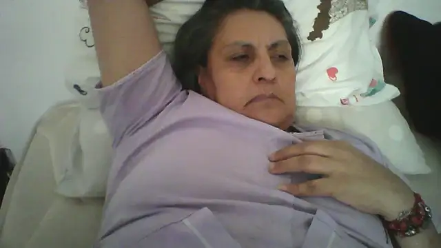 merlyna_goldens live XXX chat