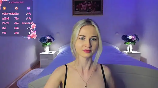 Julie_Blaze: онлайн-секс-чат