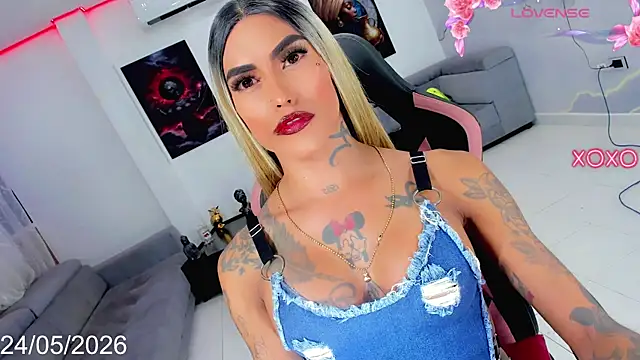 Nella_Dolls' Live XXX Chat