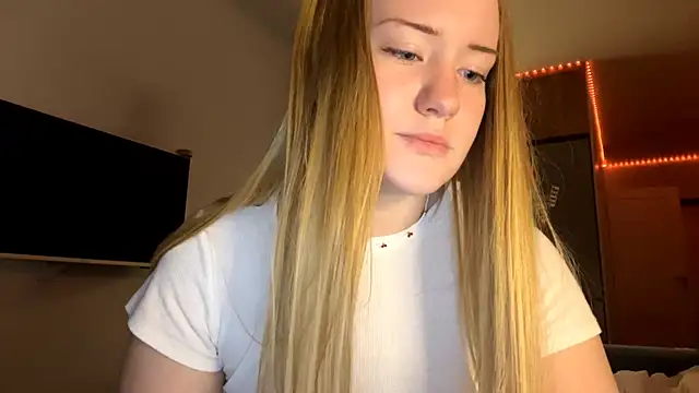 Онлайн чат XXX Lisi_Kiss_
