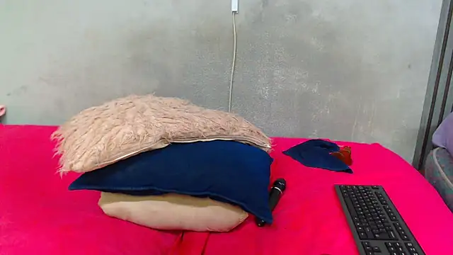 ห้องแชทสดของ kinkynaghty