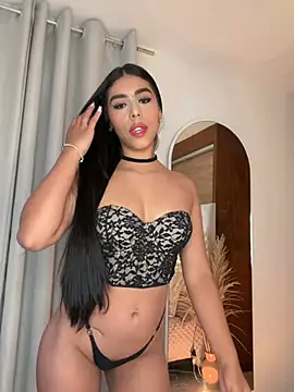 Rossie_Blooms Adlı Modelin Canlı XXX Sohbeti