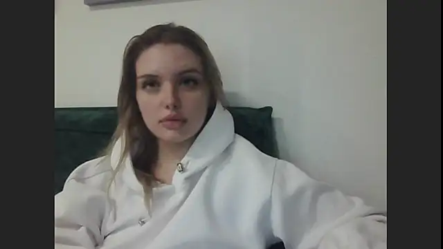 lina_milka Adlı Modelin Canlı Sohbet Odası