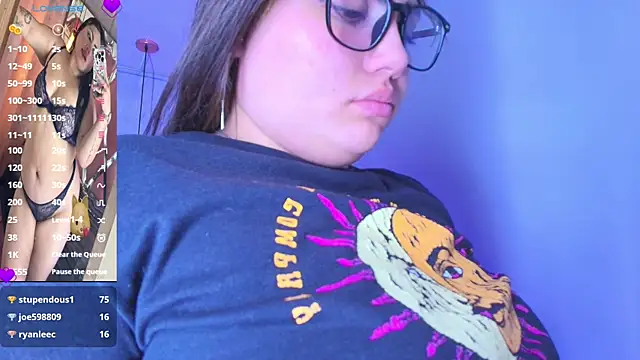 Dreamboo__ Adlı Modelin Canlı XXX Sohbeti