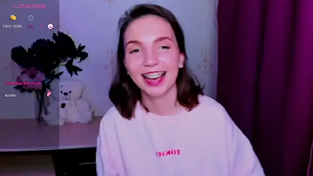 KindHazelHere_ Chat XXX live