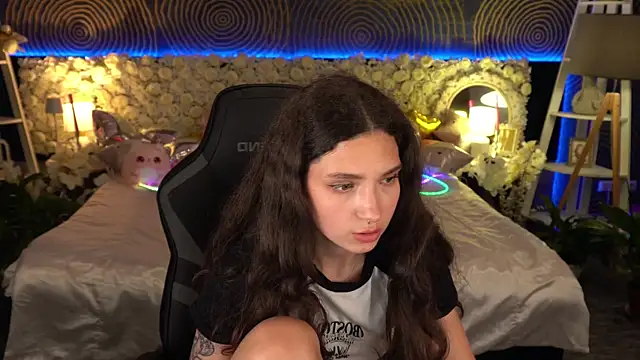 Chatroom XXX en direct de BabyFlowerr