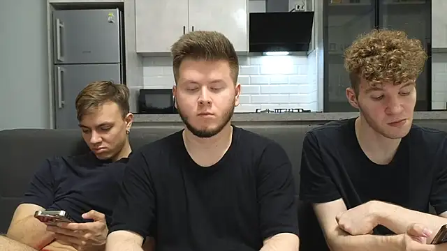 Вебкам-шоу boys_sobolisha